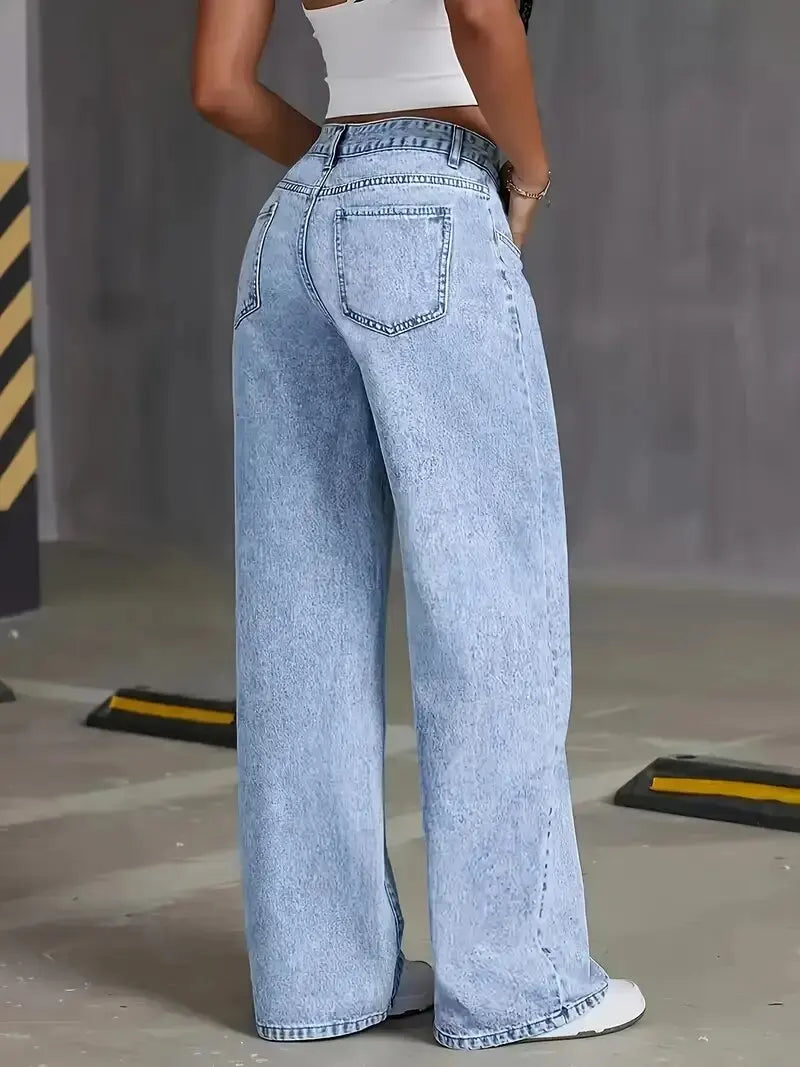 Relaxed Wide-Leg Jeans