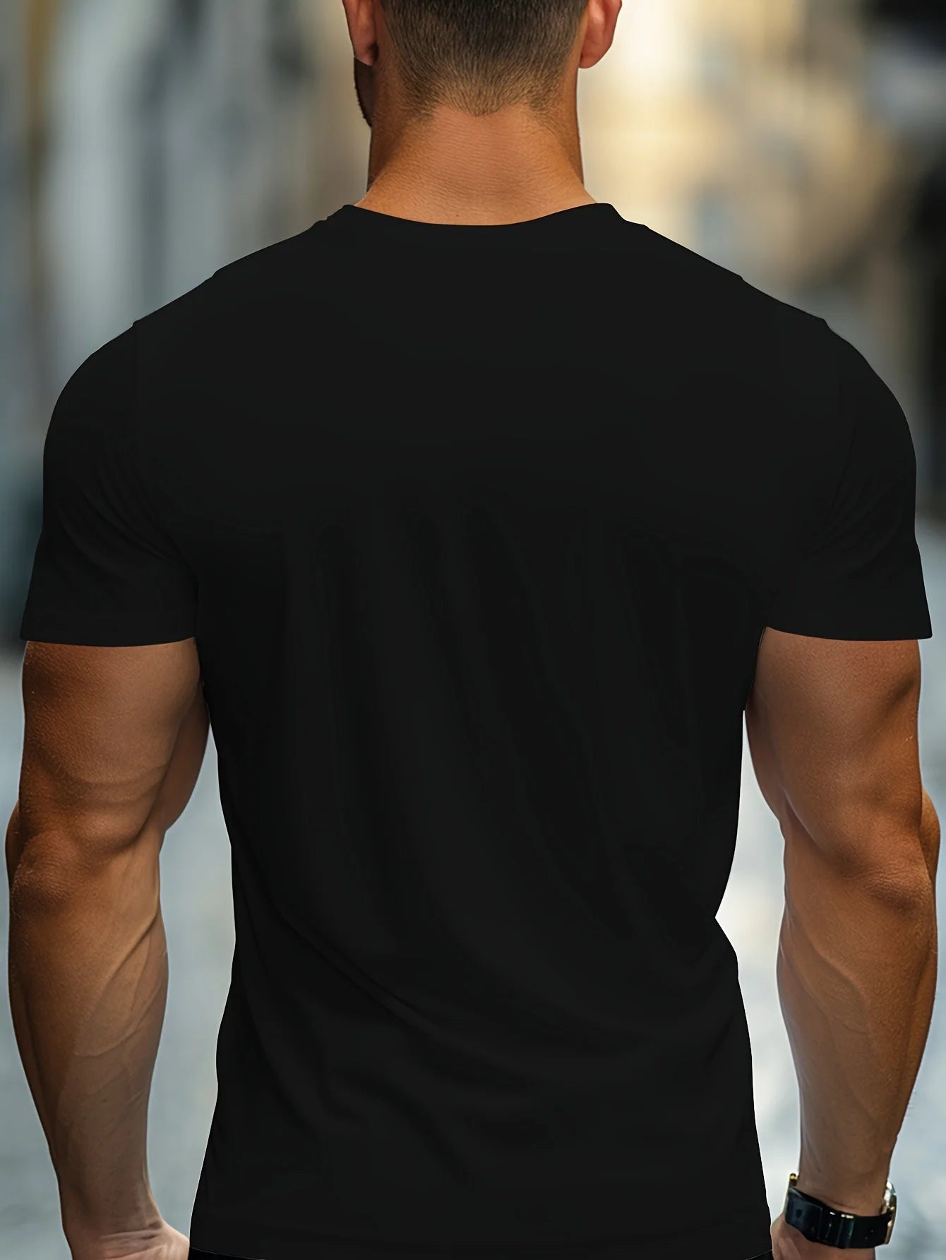 Round neck short sleeved T-shirt