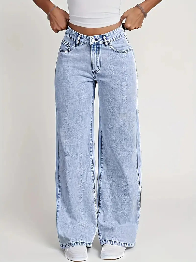 Relaxed Wide-Leg Jeans